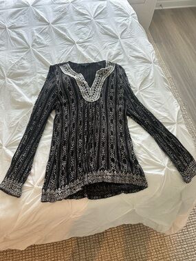 Lucky Brand Black and White Printed V-Neck Tunic